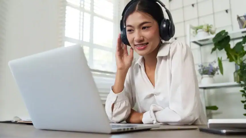Compare online sound checks with thorough in-office testing for residents in Beaver Dam, Wisconsin.